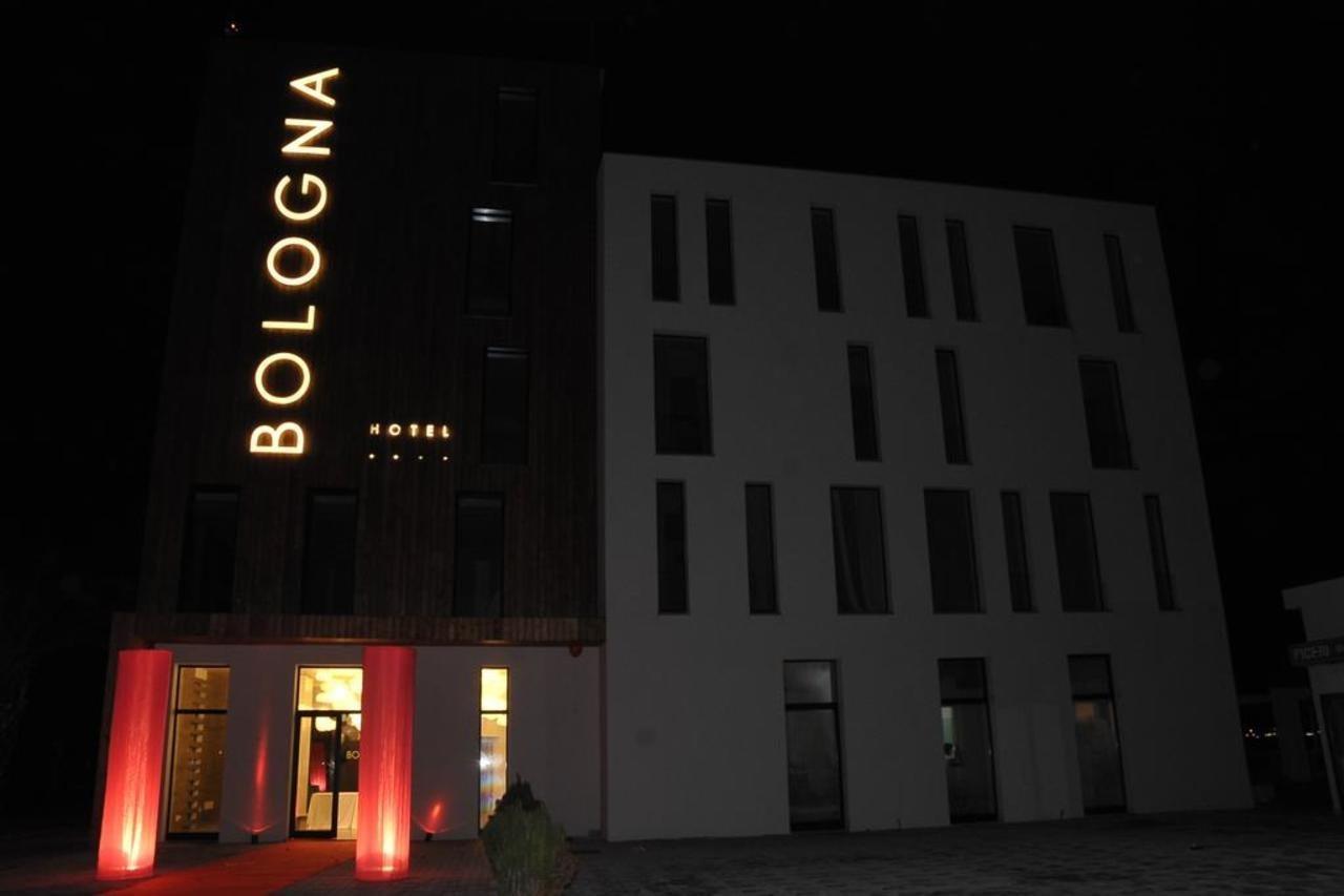 Vlorë Hotel Bologna מראה חיצוני תמונה