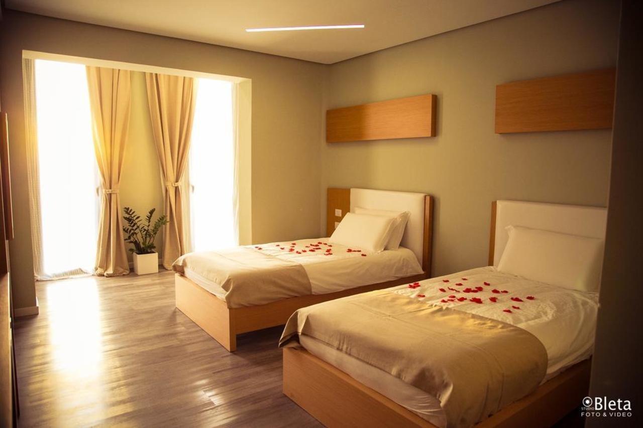 Vlorë Hotel Bologna מראה חיצוני תמונה