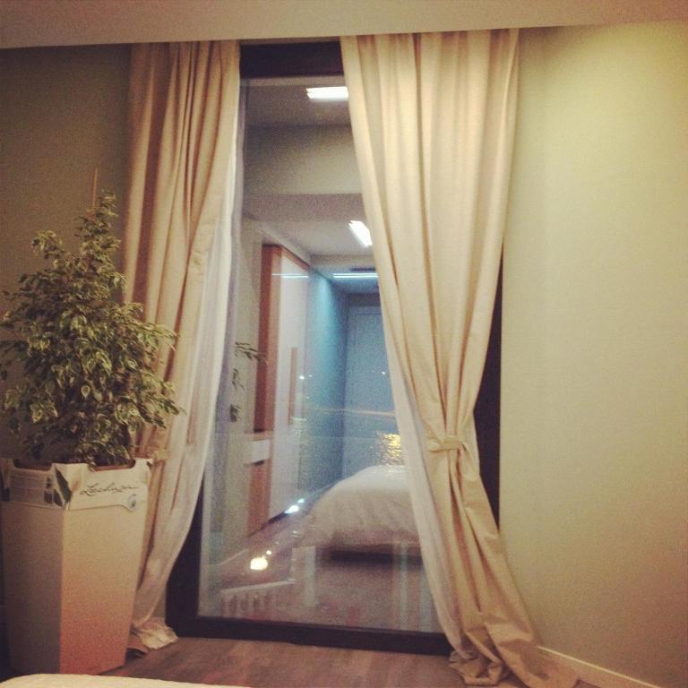 Vlorë Hotel Bologna מראה חיצוני תמונה